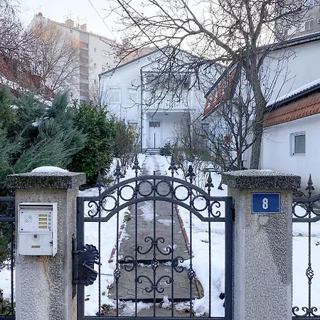Safari Apartment Belgrade